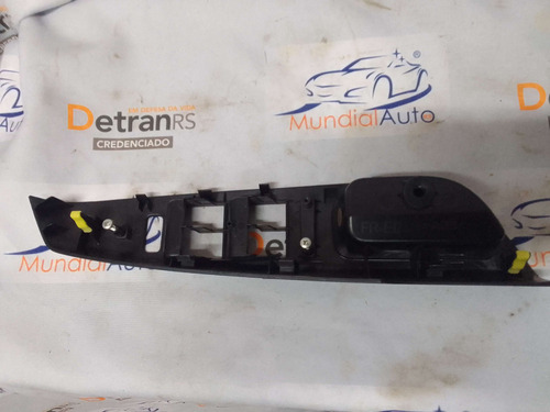 Moldura Botão Vidro Elétrico Diant Esq Toyota Etios 11317