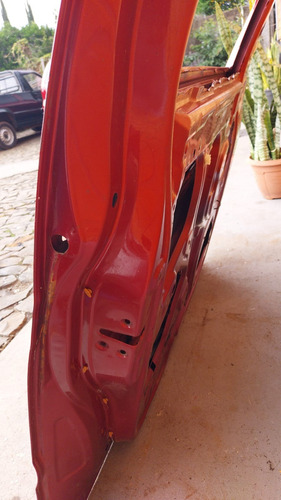 Porta Dianteira Esquerda Nissan Frontier 2008/2014 Detalhe