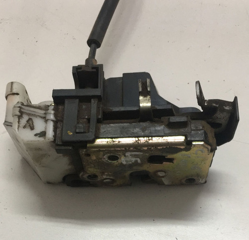 Fechadura Traseira Lateral Esquerda Fiat Doblo 1.3 2004