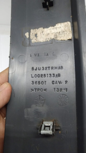 Moldura Inferior Central Dodge Ram 2500 Rc 2009 L0025133ab