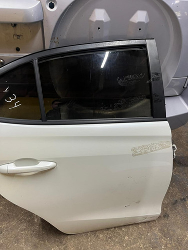 Porta Td Toyota Yars Sedan 2019 Original S Acessórios Usado