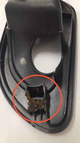 Moldura Botão Maçaneta Int Lado Direito Mondeo 94/00 Detalhe