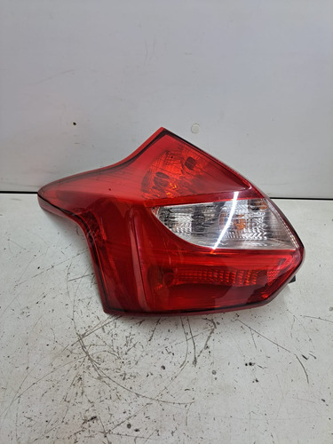 Lanterna Traseira Esquerda Ford Focus Hatch 2014 2015 2016