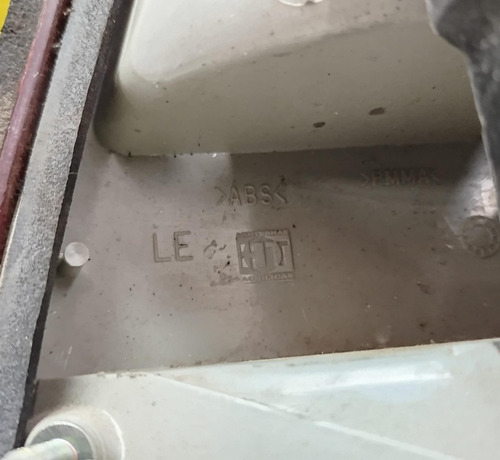 Lanterna Traseira Gm Vectra 97 98 99 Esquerdo Fume Usada