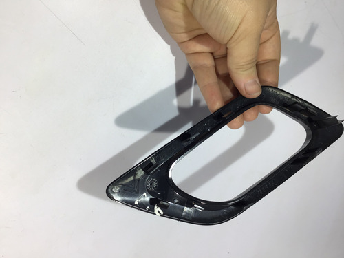Moldura Maçaneta Interna  Esquerda C4 22081*