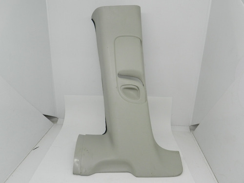 Acabamento Coluna Direita Gm Zafira 2002 A 2012 90579817