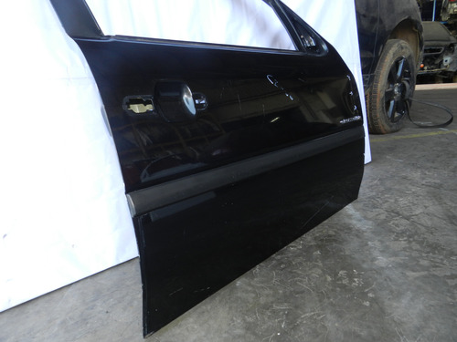 Porta Dianteira Direita Vw Parati G3 4p 03/05 Com Detalhe