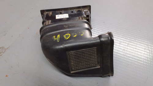 Difusor + Duto Ar Painel Volkswagen Santana Direito. 23445