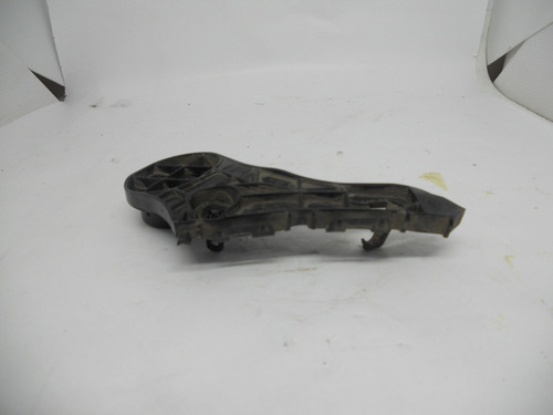 Guia Para-choque Traseiro Lado Esquerdo Toyota Etios 13/21