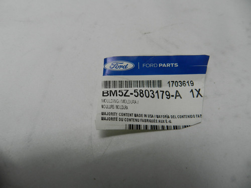 Retentor Moldura Para-brisa Lado Esquerdo Ford Focus 13/19