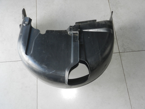Para-barro Traseiro Esquerdo Vw Golf Bora 98/06 C/ Detalhe 