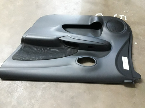 Forro De Porta Dianteiro Direito Nissan Versa 2012/ 14202*