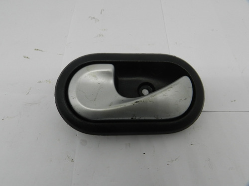 Maçaneta Interna Esquerda Renault Sandero Logan 8200606889