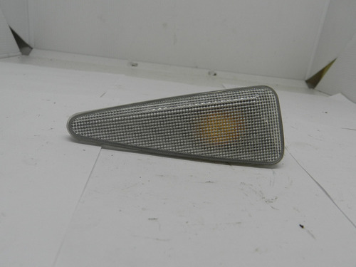 Pisca Paralama Esquerdo Renault Sandero 08 A 2014 8200602763