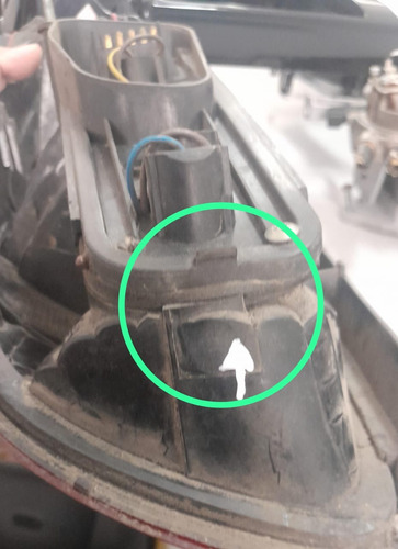 Lanterna Direita Gm Celta 2001 A 2006 Com Detalhe