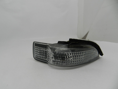Pisca Seta Retrovisor Direito Yaris Sedan 18/23 Com Detalhe