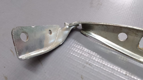 Braço Capô Ford Fiesta Ecosport 2003/2006. 23670