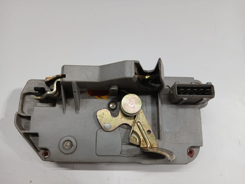 Fechadura Da Porta Traseira Esquerda Peugeot 306 1995 A 2001