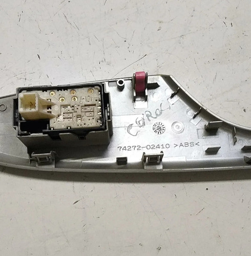 Moldura Botão Vidro Traseiro Esquerdo Toyota Corolla 09 A 14
