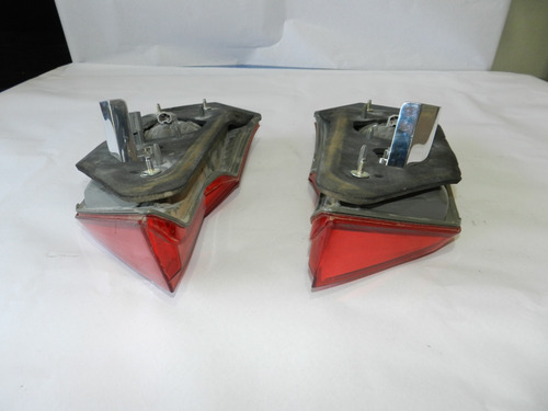 Par Lanterna Tampa Traseira Honda City 15/20 Com Detalhe