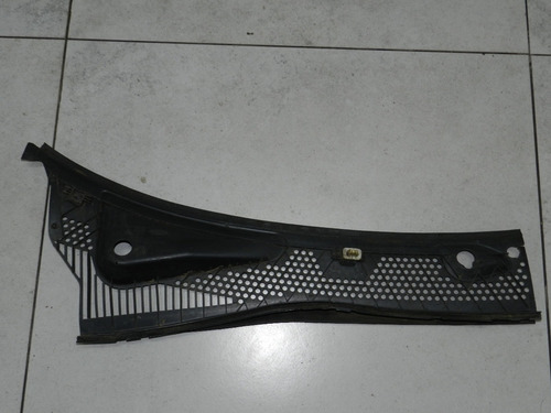 Grade Churrasqueira Esquerda Ford Focus 01 A 2008 C Detalhe