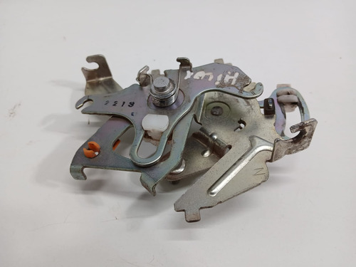 Fechadura Central Da Tampa Traseira Toyota Hilux 2006 A 2015