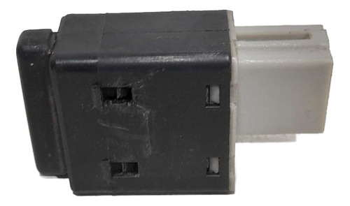 Botão Interruptor Trava Vidros Eletricos Traseiro Fox 2014