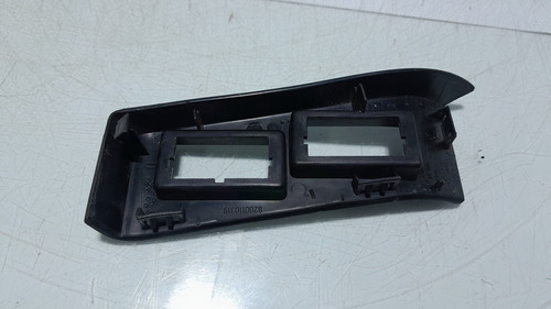 Moldura Comando Vidro Renault Master 2005/2013 8200110319