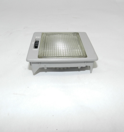 Luz Teto Cortesia Vw Santana 1994 A 1998 3259471051