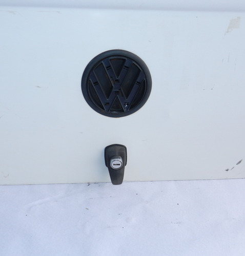 Tampa Traseira Porta-malas Suporte Vw Kombi 94/97 Detalhes