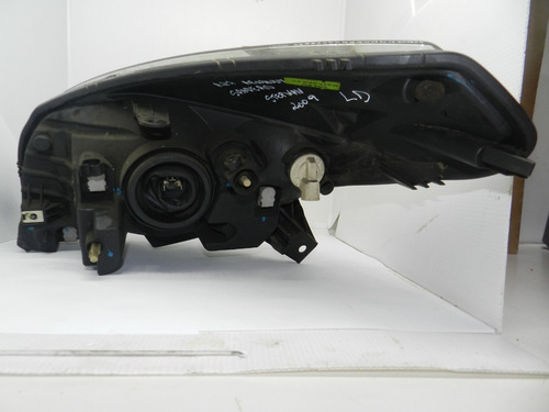 Farol Direito Renault Sandero Stepway 2009 8200526422-a