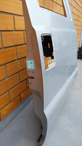 Porta Traseira Direita F250 Super Duty Detalhe 29098-00001