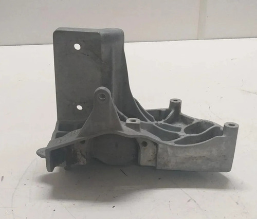 Suporte Compressor Bomba Direção Gm Corsa Meriva 93302626