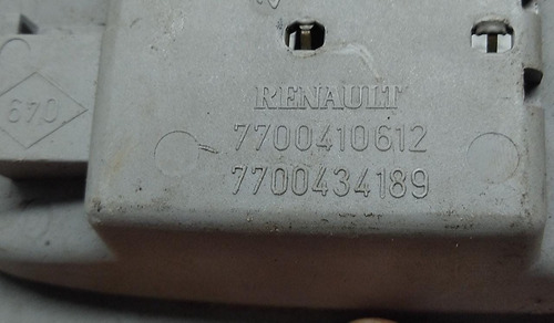Luz Teto Cortesia Renault Clio Symbol 2000 A 2012 7700410612
