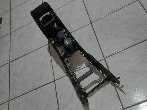 Console Central Apoio Braço Hyundai I30 2009 2010 2011 2012