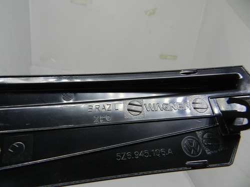 Refletor Olho Gato Traseiro Direito Vw Fox Crossfox 10/14
