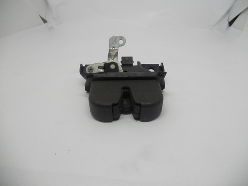 Fechadura Tampa Traseira Audi A3 1997 A 2006 8l0827520c