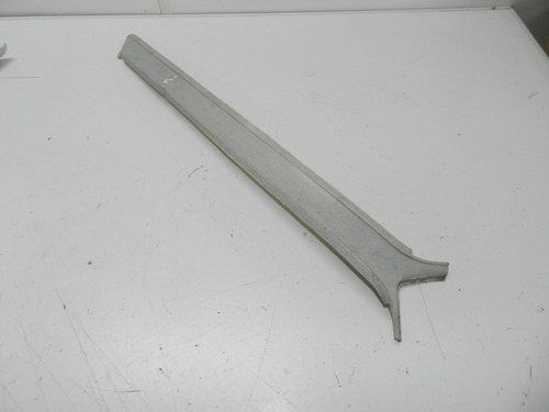 Moldura Coluna Para-brisa Esq Fiat Uno Vivace 2012 100197461