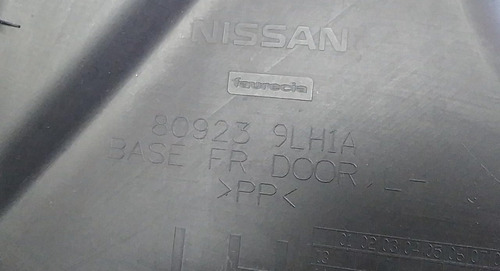 Forro Porta Dianteiro Esquerdo Nissan March 2015 A 2020