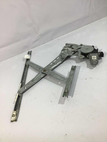 Máquina Vidro Dianteira Direita Versa 2011/2018. 10042*
