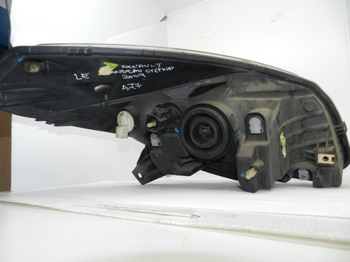Farol Esquerdo Renault Sandero Stepway 09 0260510 C/ Detalhe