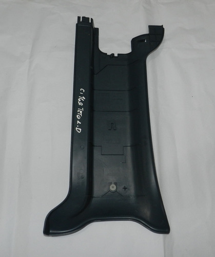 Acabamento Inferior Direito Coluna Teto Renault Kangoo 01/02