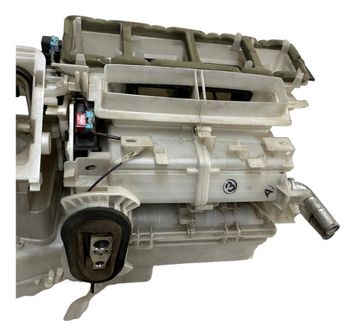 Caixa De Ventilação Interna Toyota Rav4 2.0 2013 2014 2015
