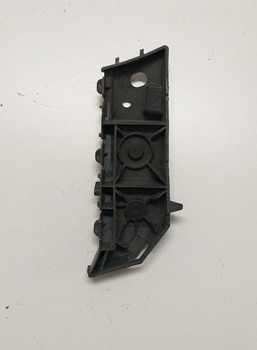 Guia Parachoque Dianteiro Direito Gm Cobalt 12 A 15 52034296