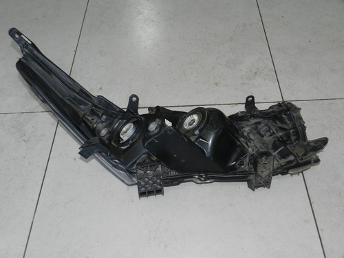Farol Esquerdo Toyota Corolla 2014 2015 2016 2017 Com Avaria