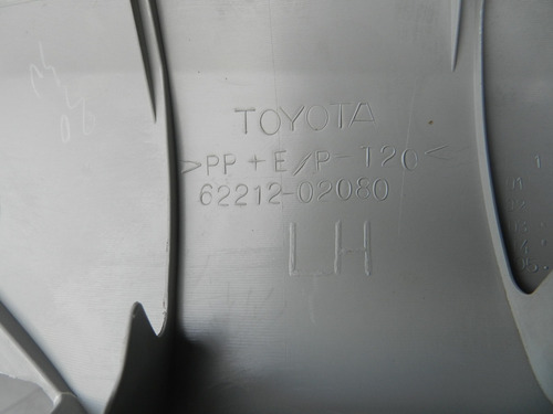 Moldura Lado Esquerdo Para-brisa Toyota Corolla 2003 A 2015