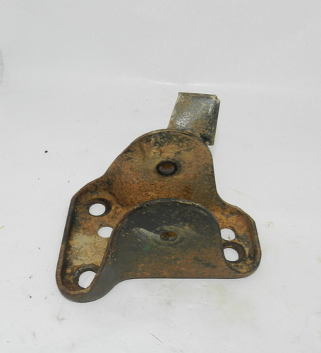 Suporte Esquerdo Eixo Traseiro Fiat Uno Palio Siena 97/15