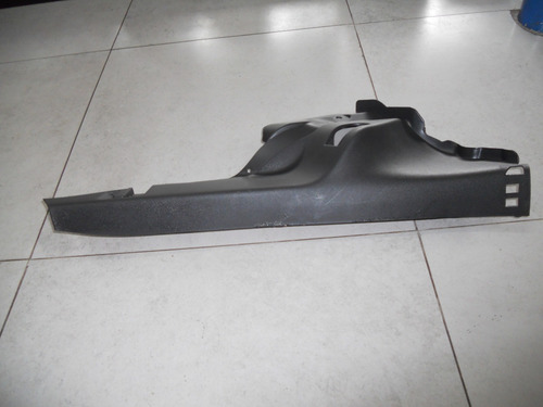 Moldura Coluna Traseira Direita Gm Onix Prisma 2013 A 2019
