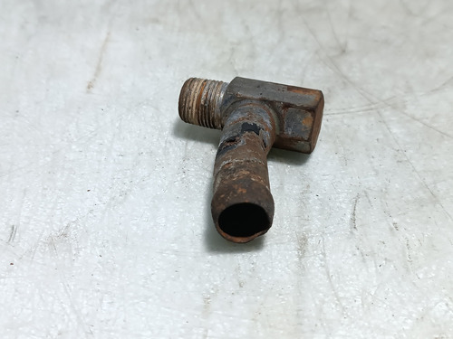 Tubo Conexao Agua Cabeçote Motor L200 2.5 1995 2007