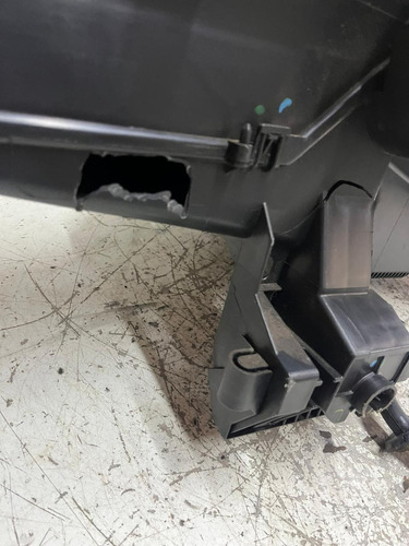 Caixa De Ventilação De Ar Condicionado Toyota Yaris 2019